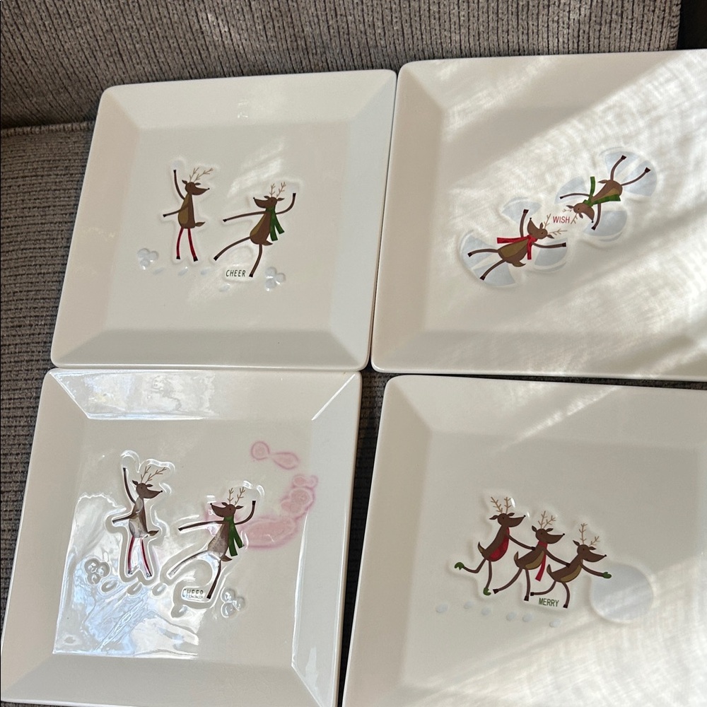 St. Nicholas Square Reindeer Cheer Plates Set